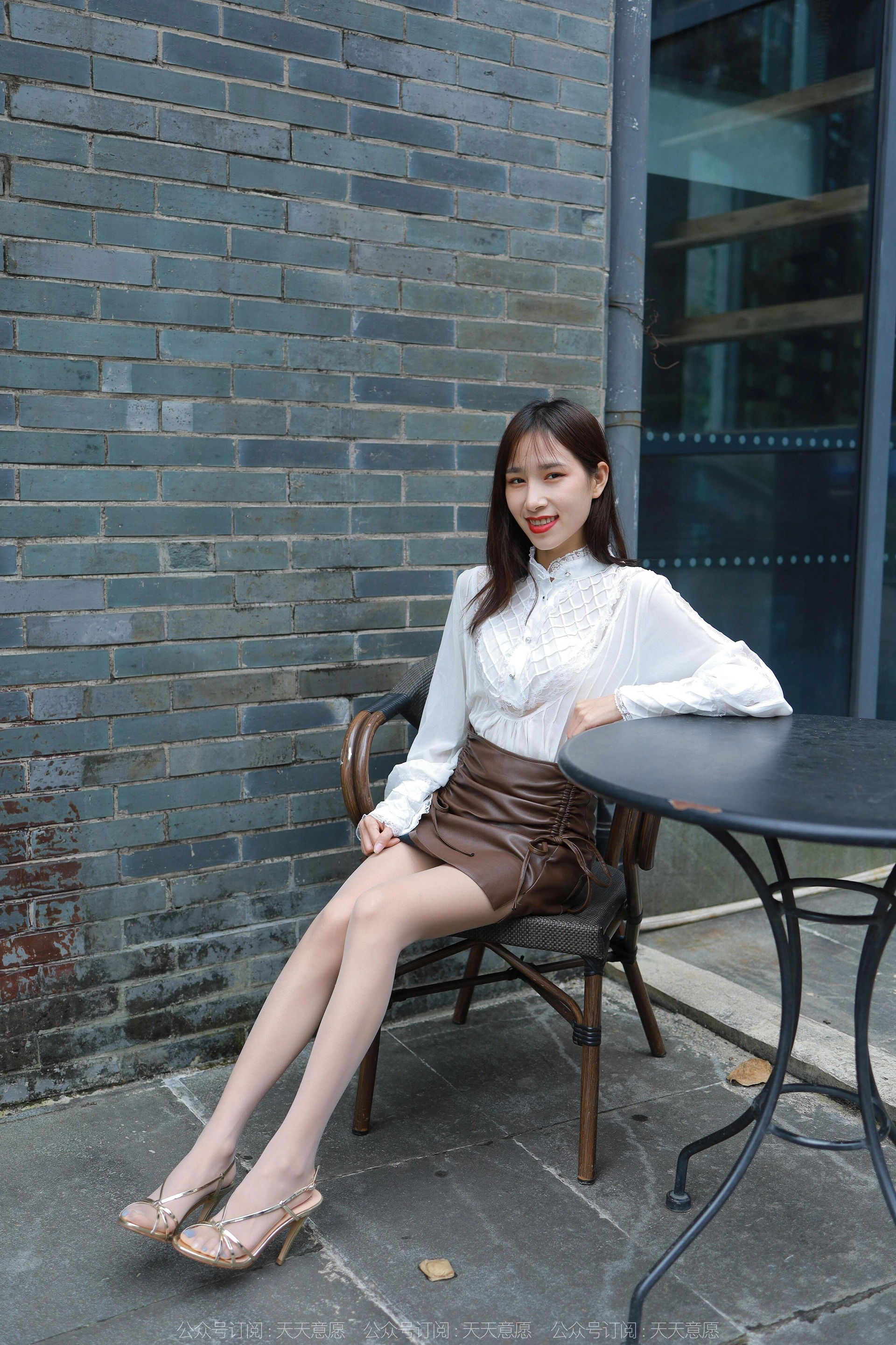 [IESS异思趣向] 2022.05.09 丝享家 1083:美子《金色凉鞋》 1
